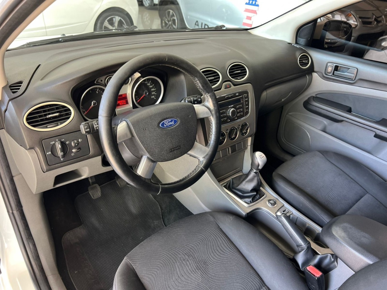 Focus Hatch 1.6 4P GLX FLEX