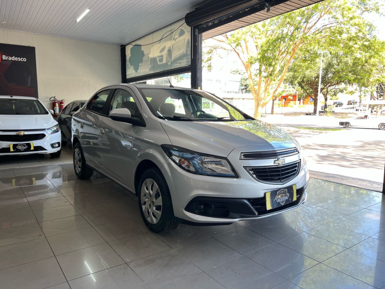 Prisma 1.4 4P LT FLEX AUTOMÁTICO