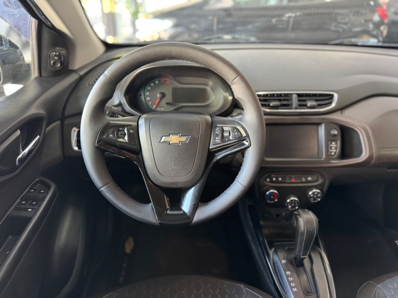 Prisma 1.4 4P LTZ  AUTOMÁTICO