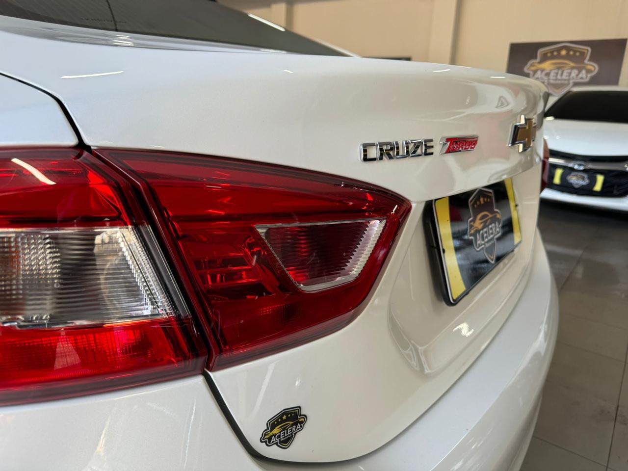 Cruze Sedan 1.4 16V 4P LT FLEX TURBO AUTOMÁTICO