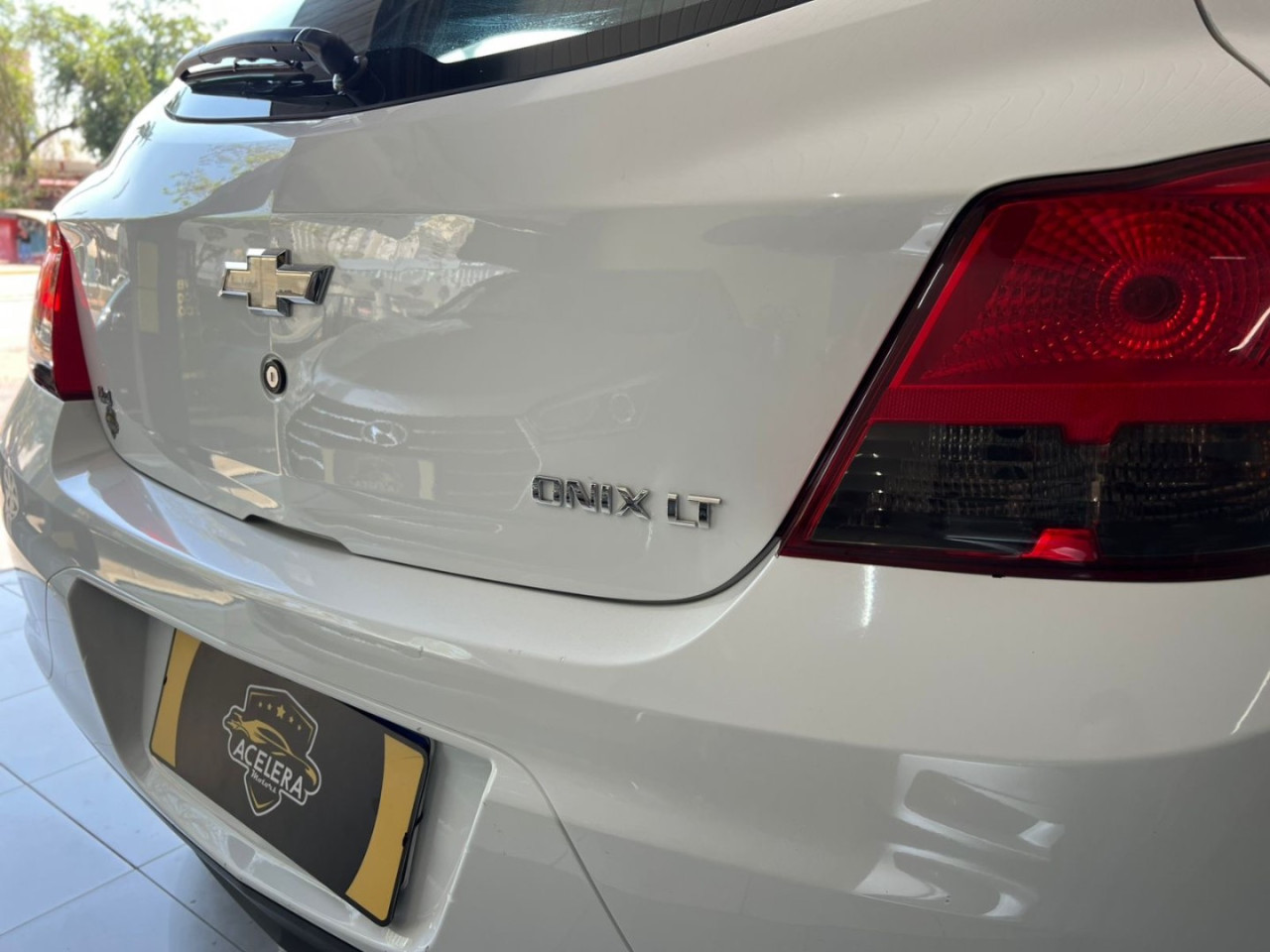 Onix Hatch 1.4 4P FLEX LT