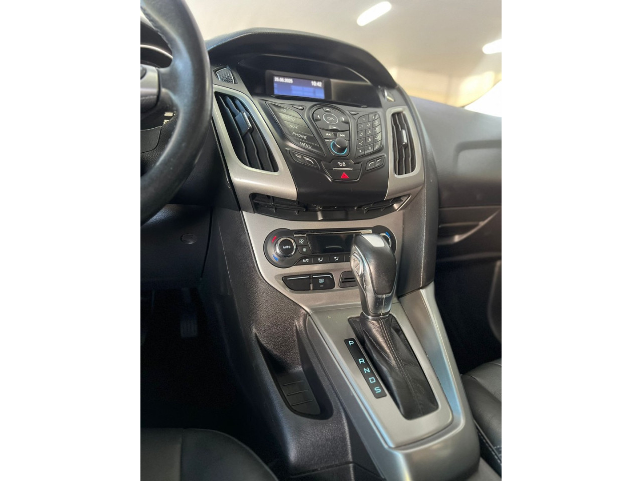 Focus Hatch 2.0 16V 4P FLEX SE PLUS POWERSHIFT AUTOMÁTICO