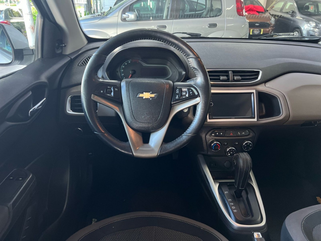Prisma 1.4 4P LT FLEX AUTOMÁTICO