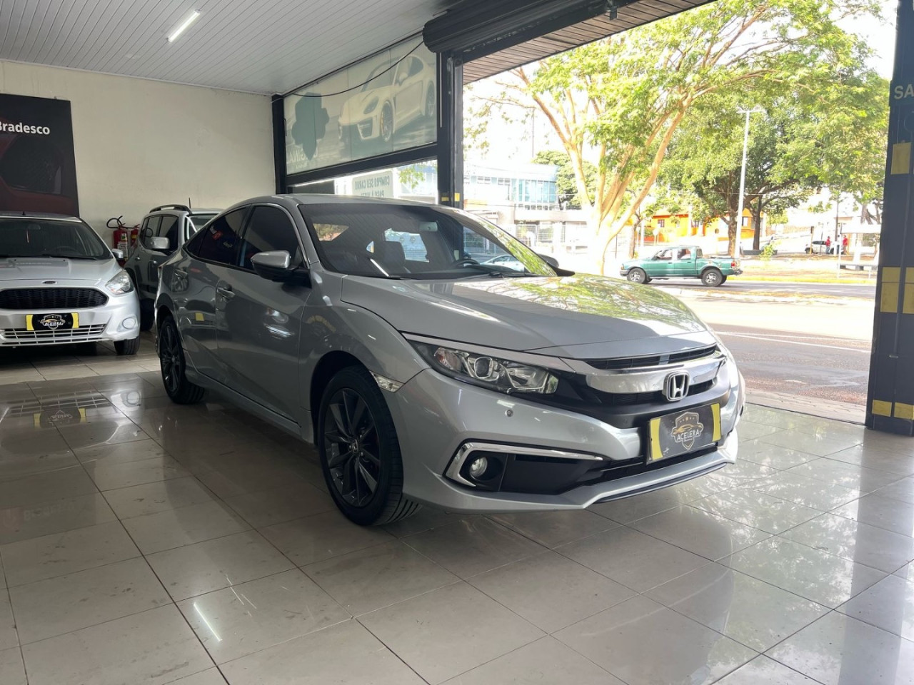 Civic 2.0 16V 4P EXL FLEX  AUTOMÁTICO CVT