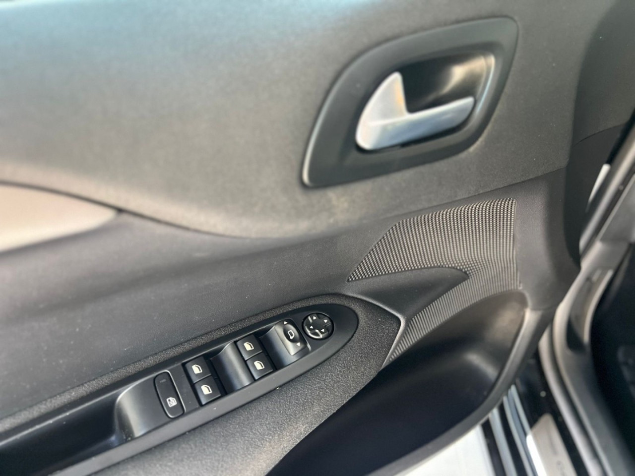 C4 Sedan 1.6 16V 4P LOUNGE ORIGINE BUSINESS THP TURBO AUTOMÁTICO