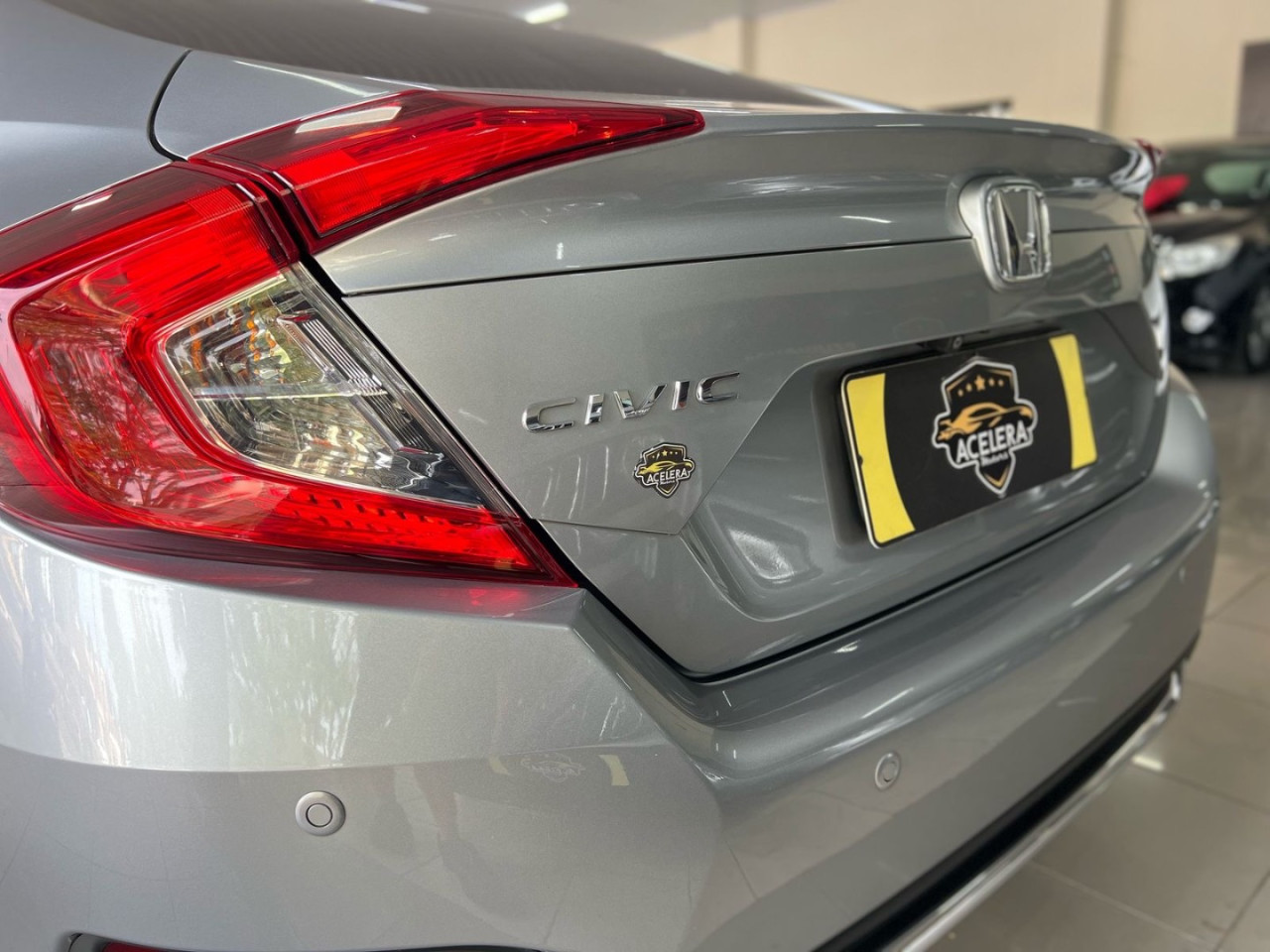 Civic 2.0 16V 4P EXL FLEX  AUTOMÁTICO CVT