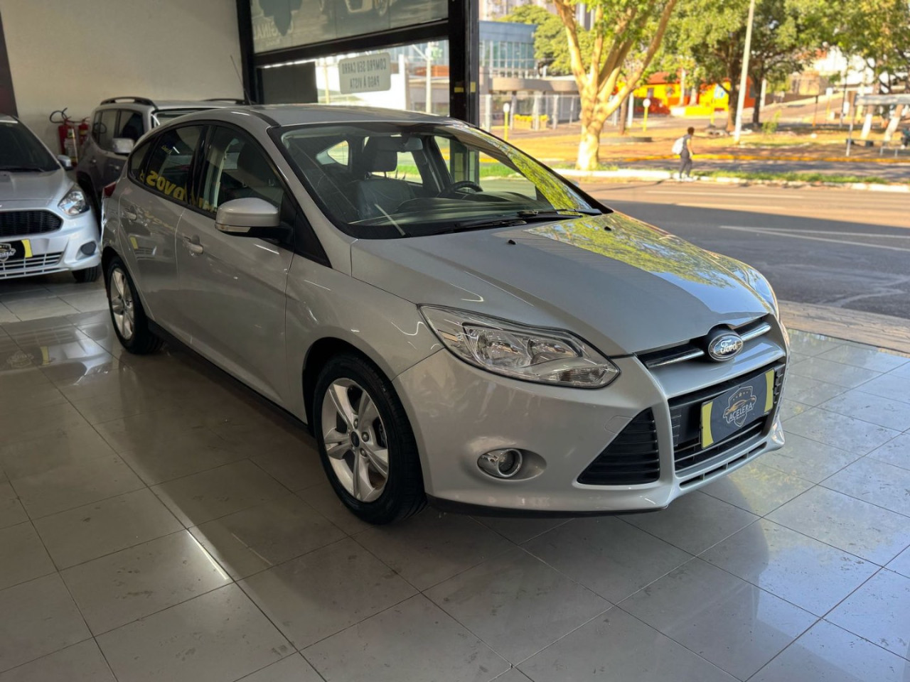 Focus Hatch 1.6 16V 4P SE PLUS FLEX