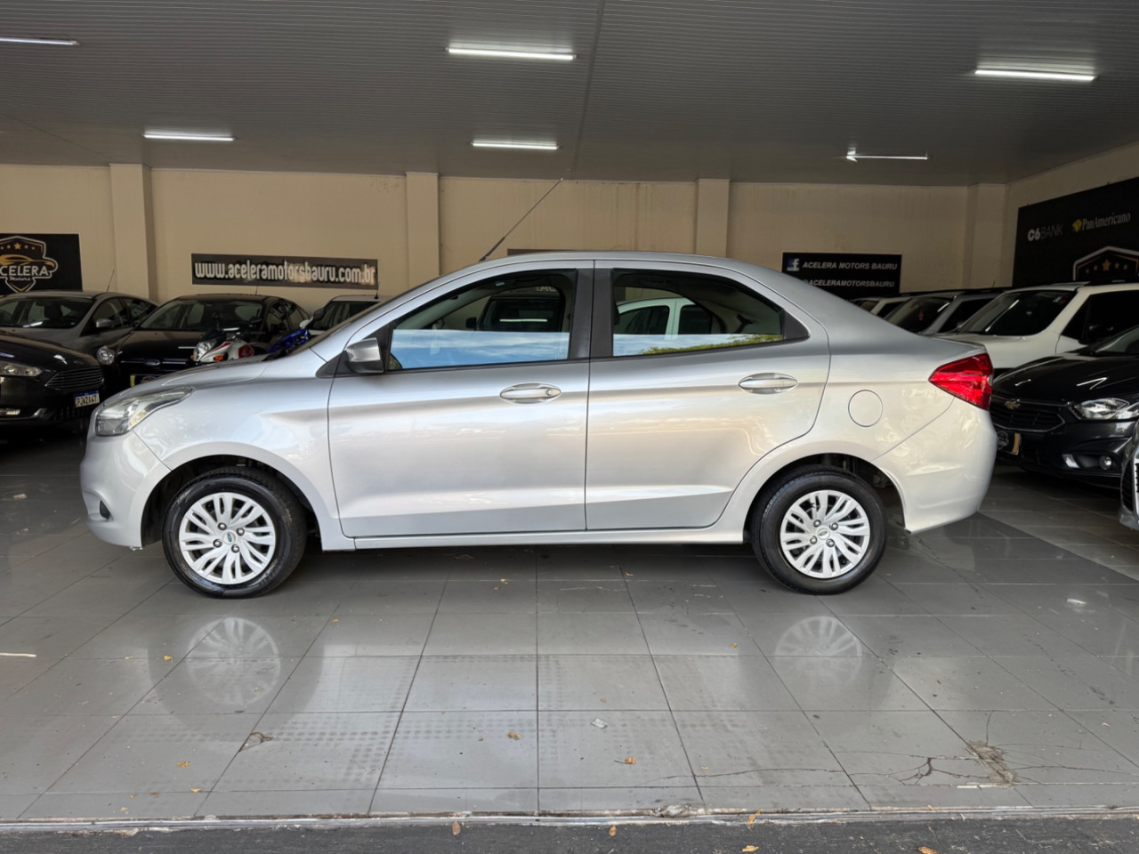 Ka + Sedan 1.5 12V 4P TI-VCT SE PLUS FLEX