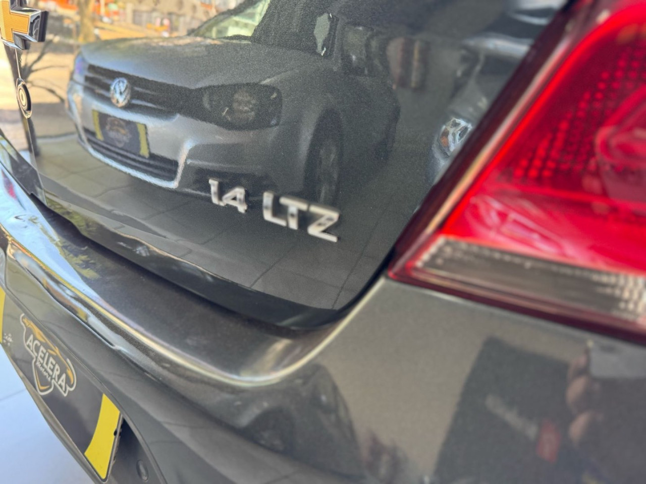 Onix Hatch 1.4 4P FLEX LTZ