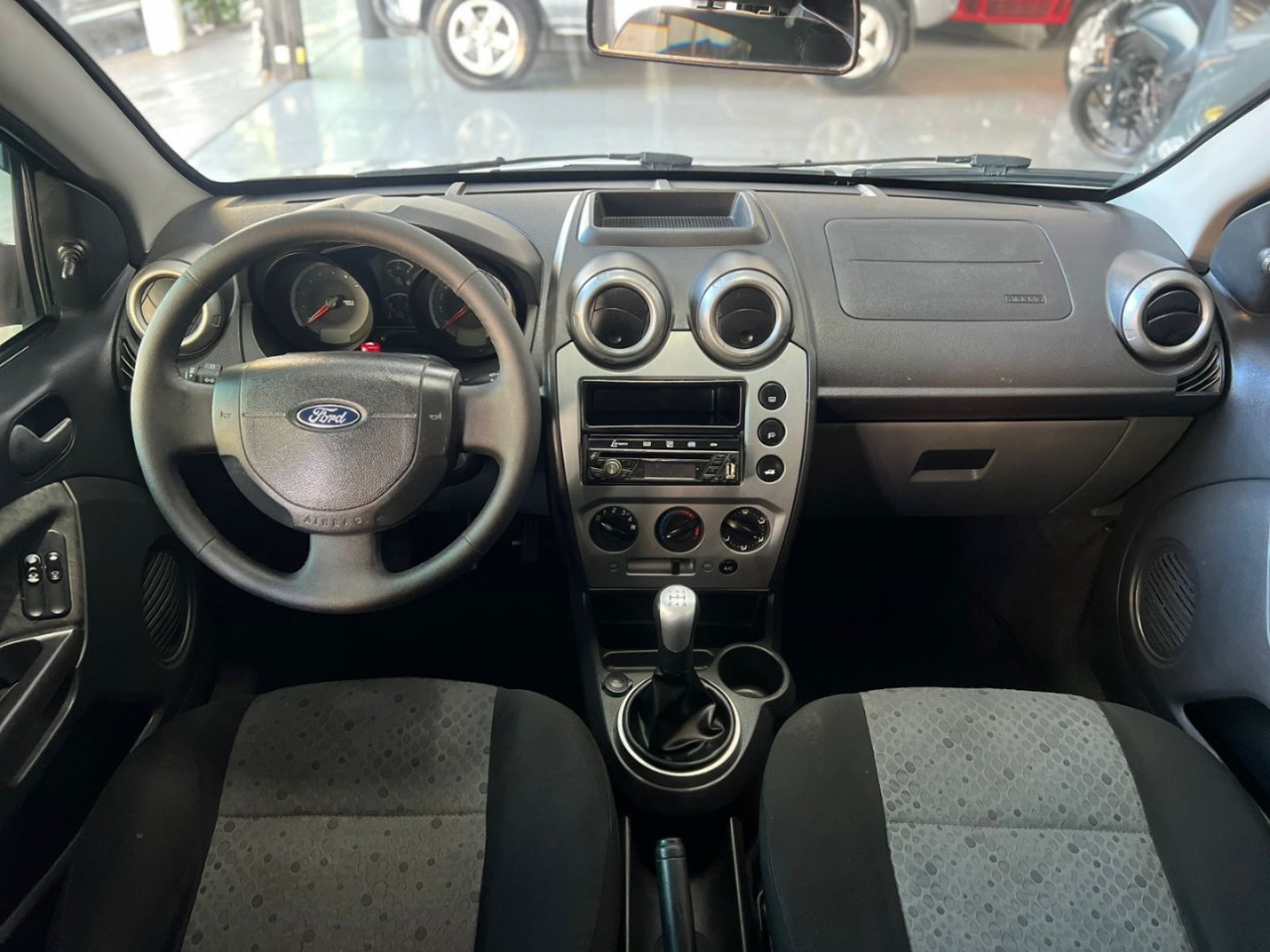 Fiesta Hatch 1.6 4P SE FLEX