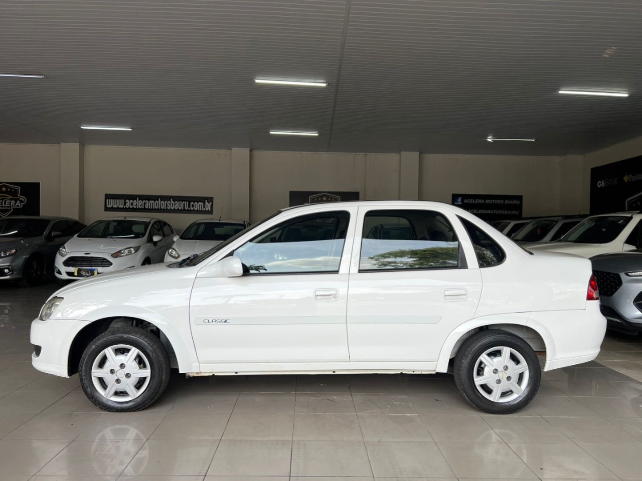 Classic Sedan 1.0 4P VHCE FLEX LS