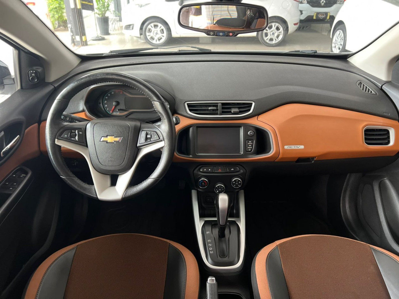 Onix Hatch 1.4 4P FLEX ACTIV AUTOMÁTICO