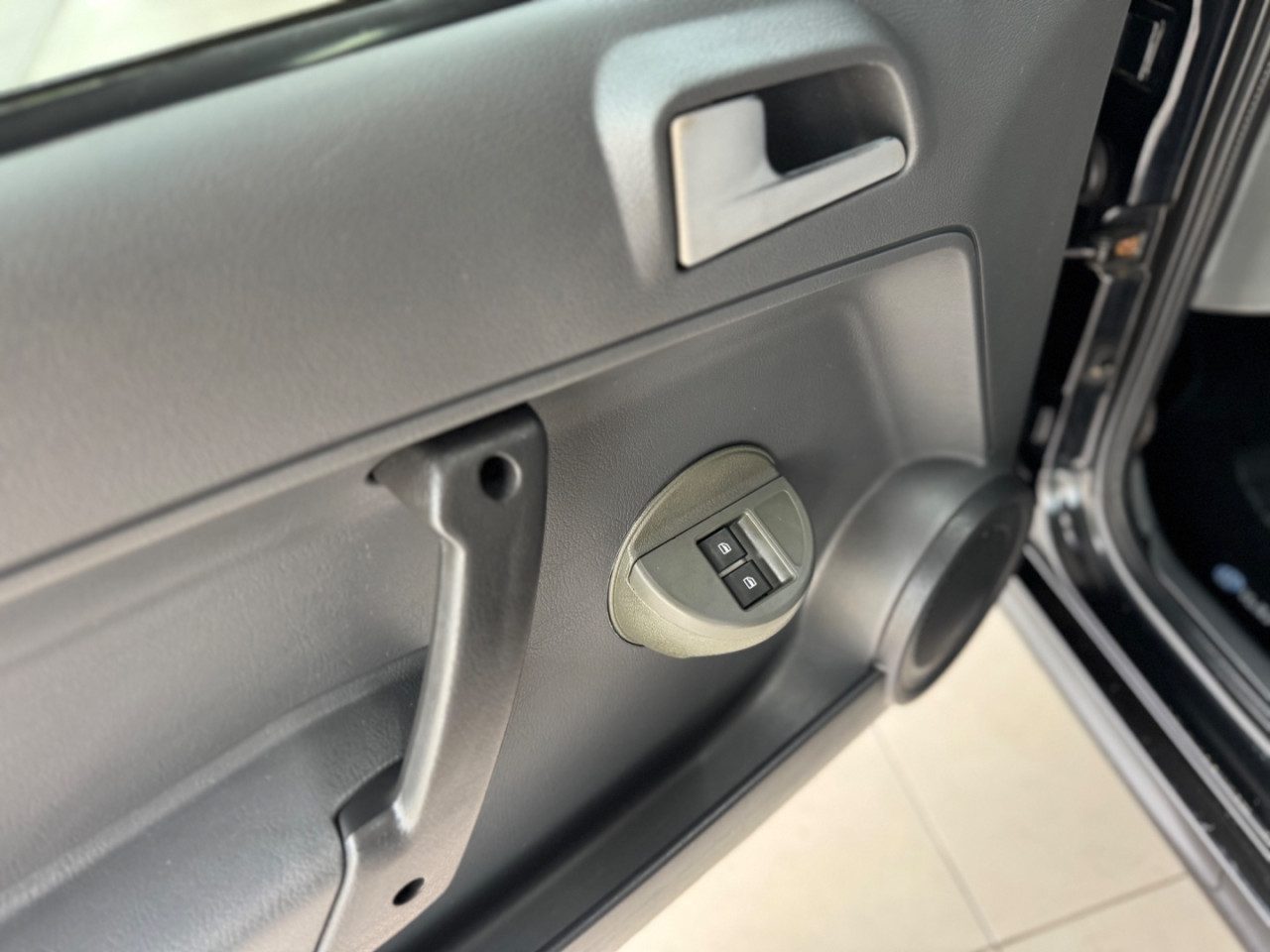 Parati 1.6 4P G4 SURF FLEX