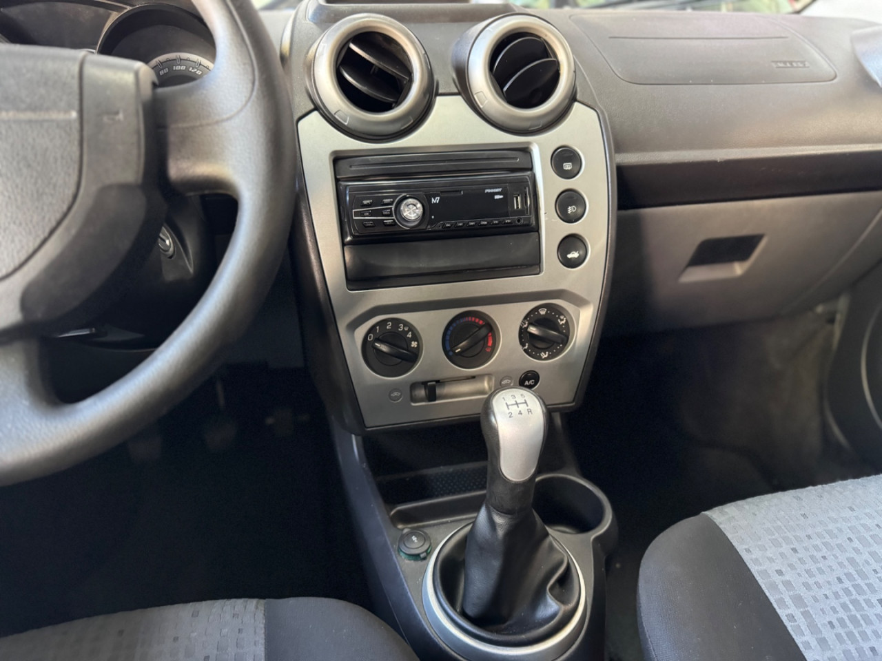 Fiesta Sedan 1.6 16V 4P SE FLEX