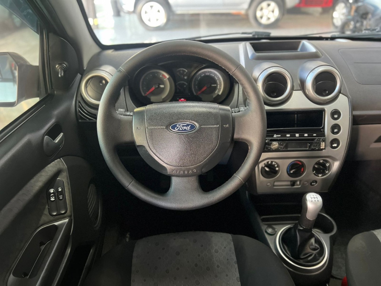 Fiesta Hatch 1.6 4P SE FLEX