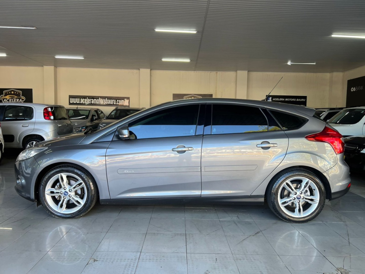Focus Hatch 2.0 16V 4P FLEX SE PLUS POWERSHIFT AUTOMÁTICO