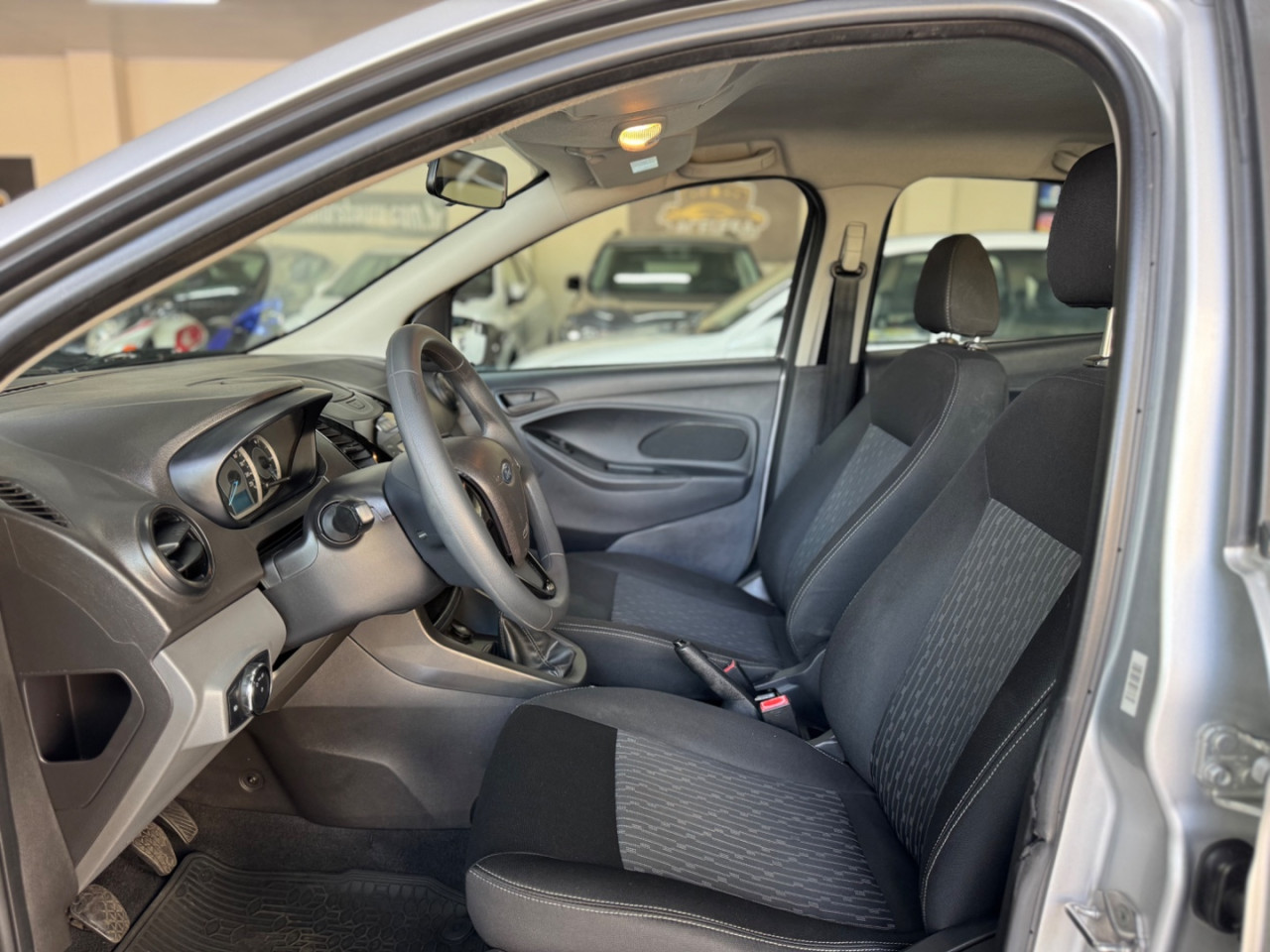 Ka + Sedan 1.5 12V 4P TI-VCT SE PLUS FLEX