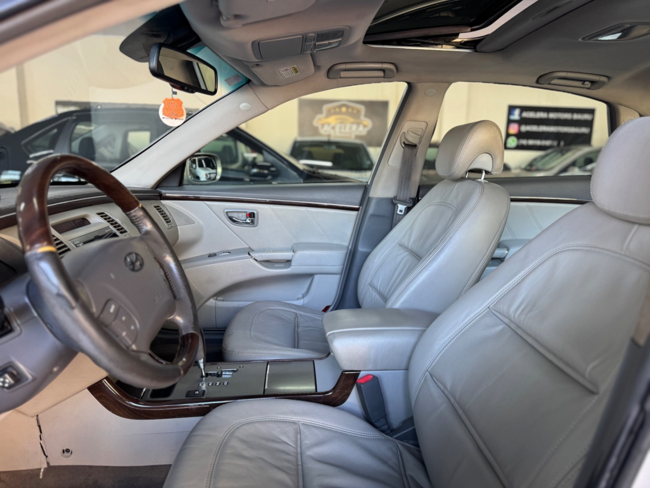 Azera 3.3 V6 24V GLS AUTOMÁTICO
