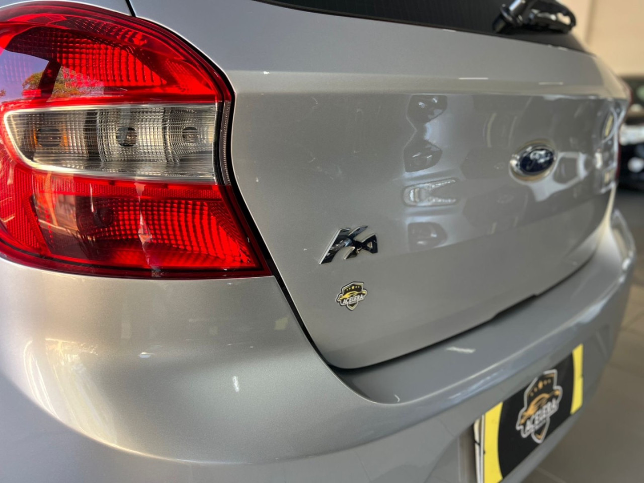 Ka Hatch 1.0 12V 4P TI-VCT SE PLUS FLEX
