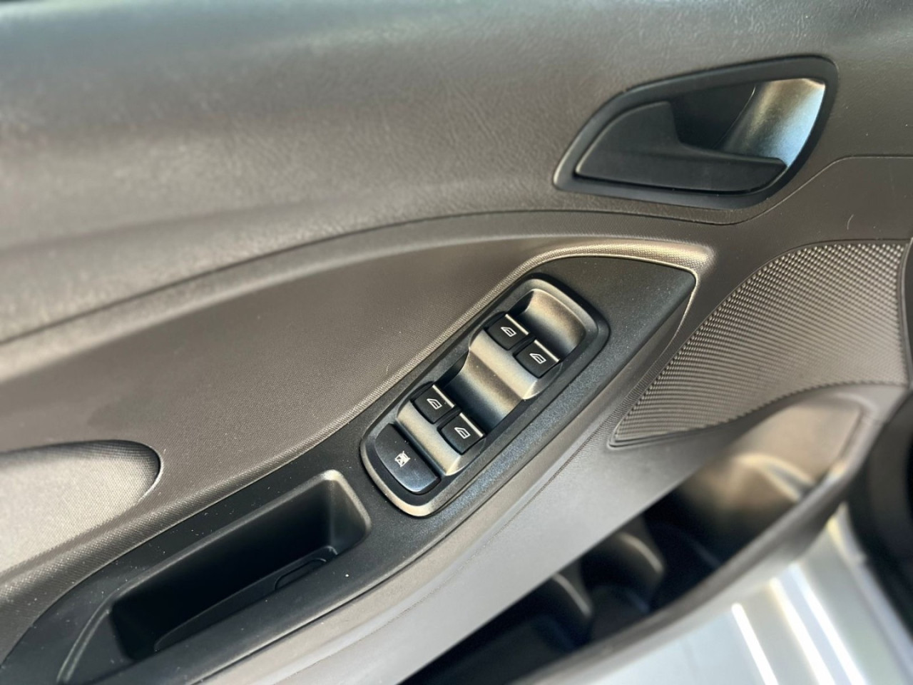 Ka Hatch 1.0 12V 4P TI-VCT SE PLUS FLEX