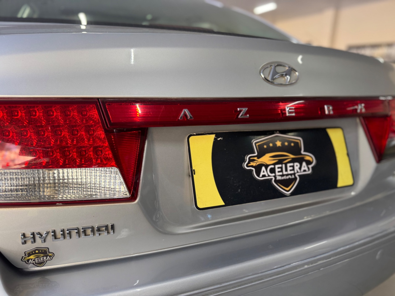 Azera 3.3 V6 24V GLS AUTOMÁTICO