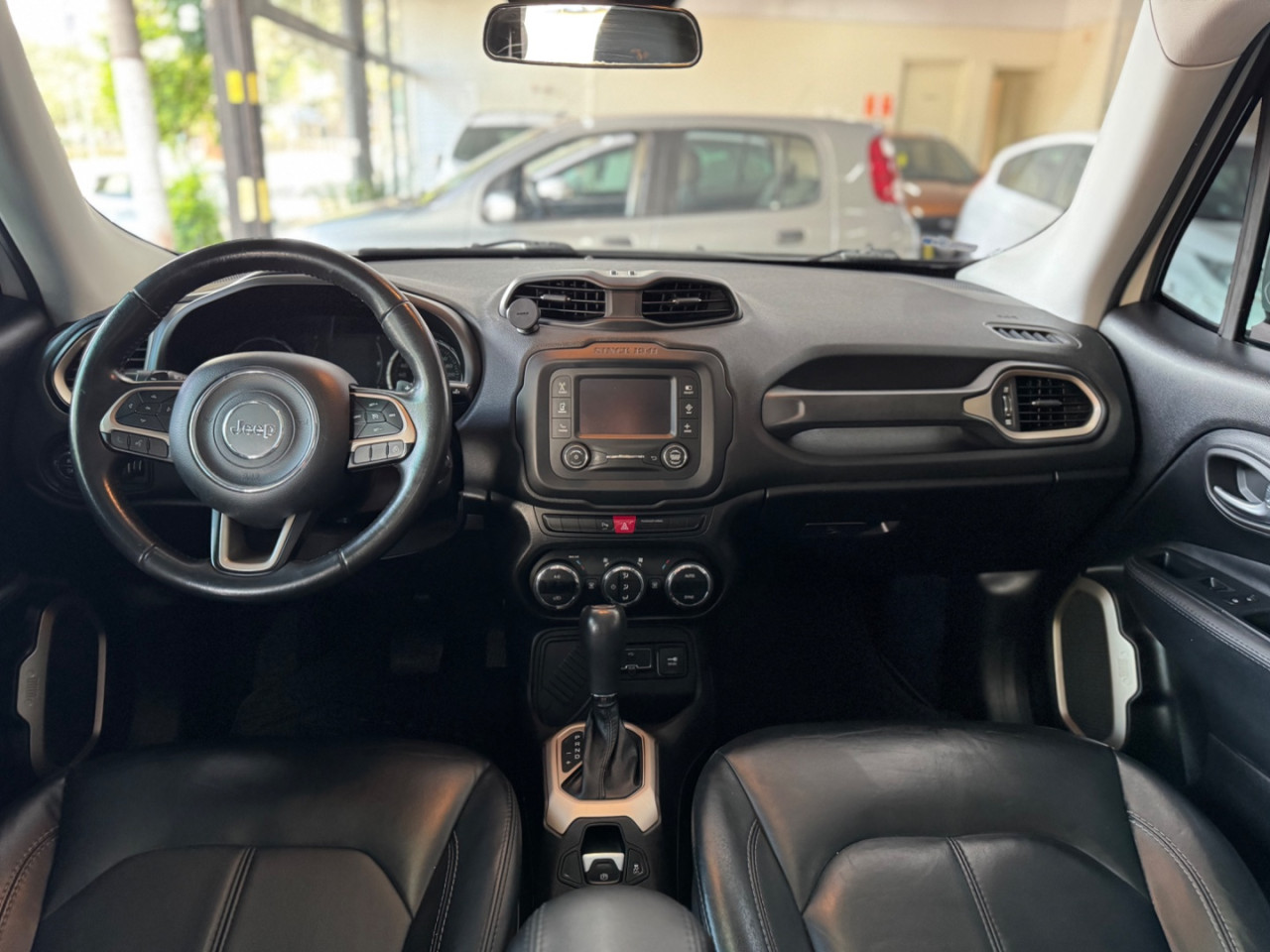 Renegade 1.8 16V 4P FLEX LONGITUDE AUTOMÁTICO