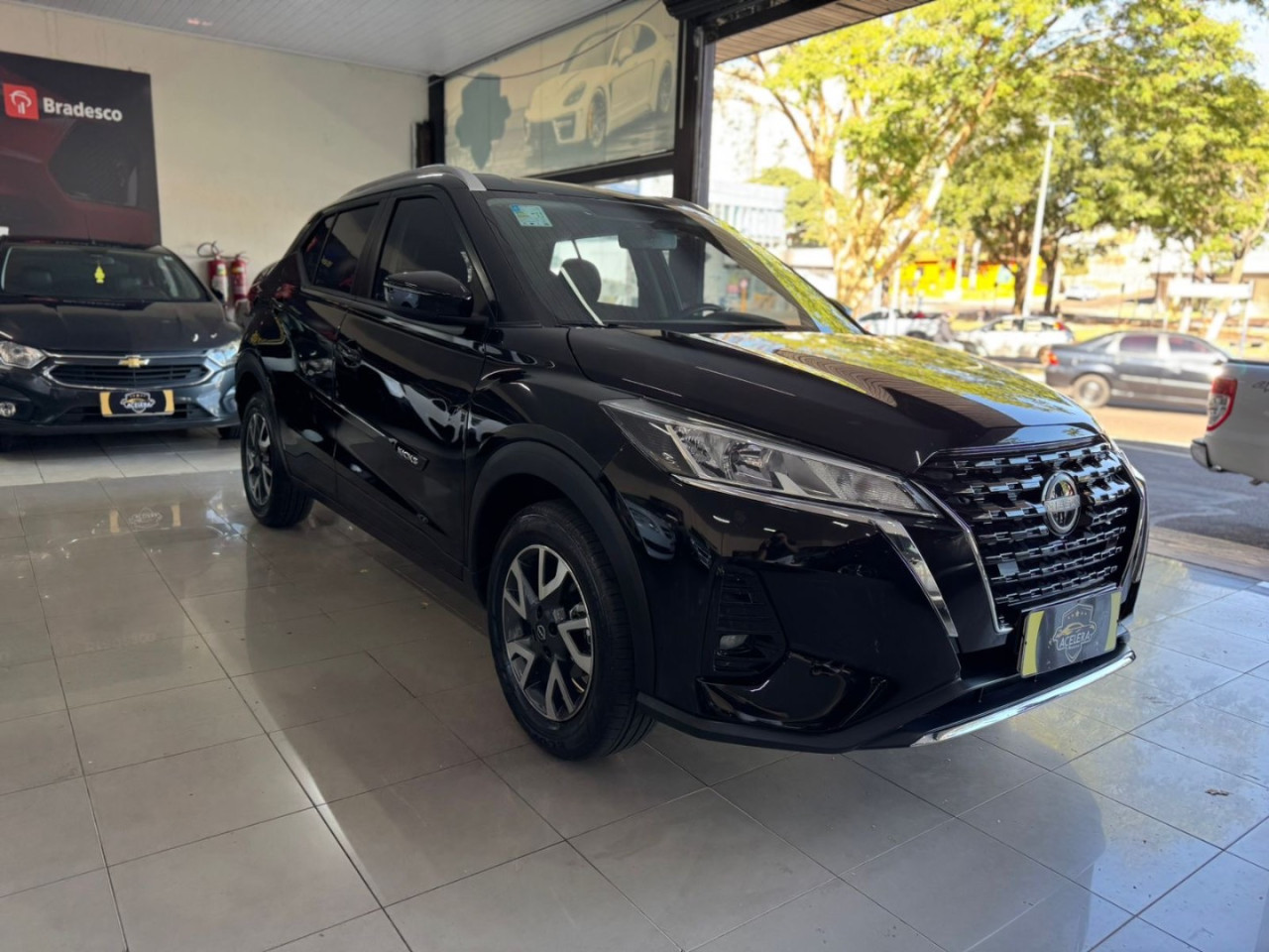 Kicks 1.6 16V 4P FLEXSTART SENSE XTRONIC AUTOMÁTICO CVT