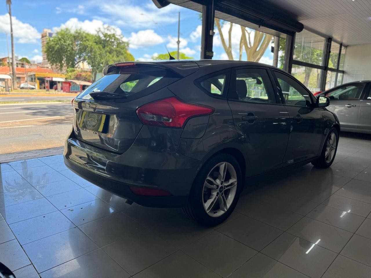 Focus Hatch 1.6 16V 4P SE PLUS FLEX