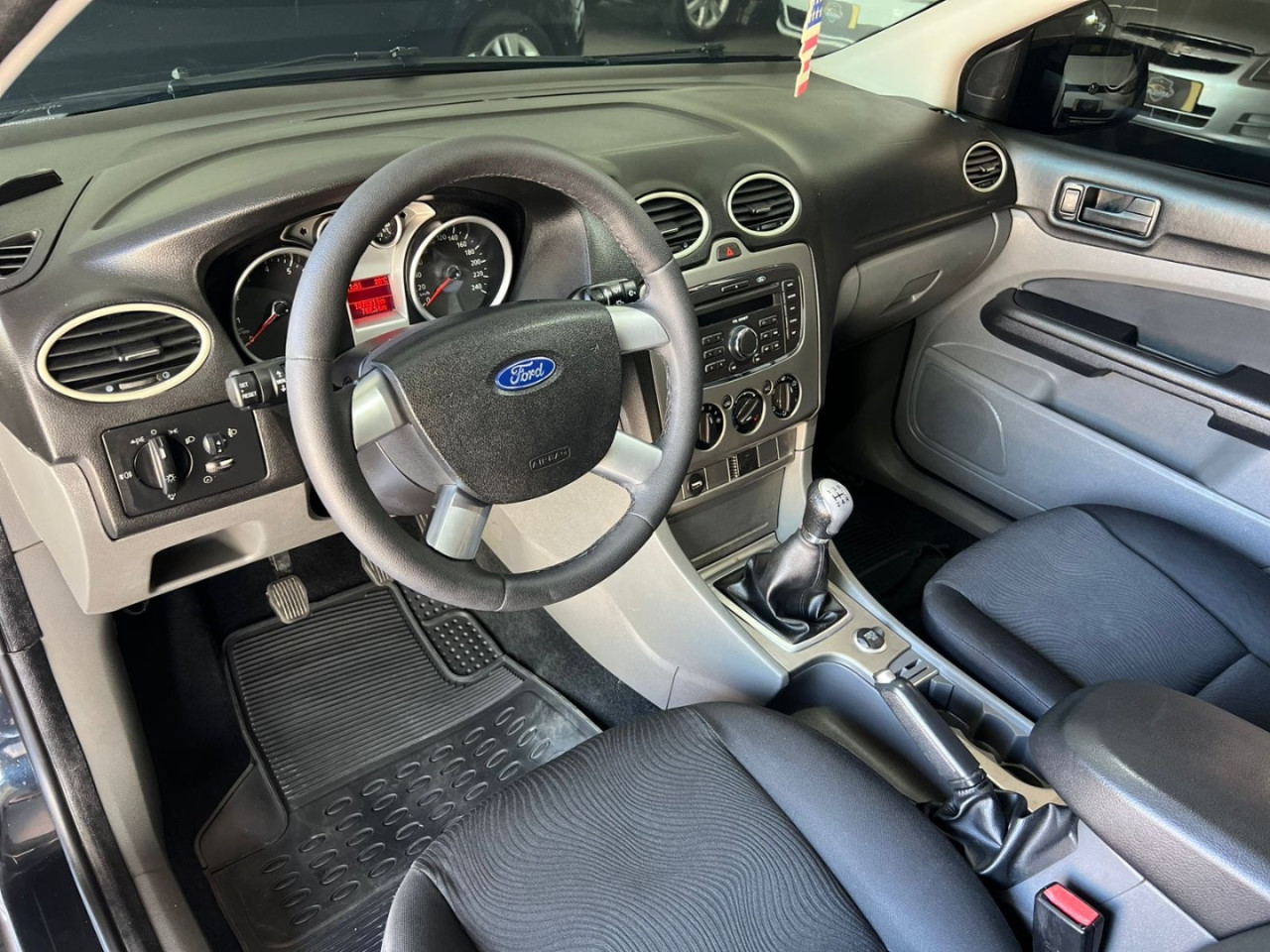 Focus Hatch 1.6 4P GLX FLEX