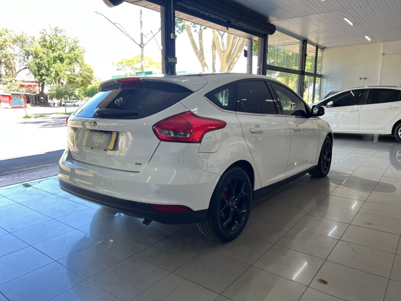Focus Hatch 2.0 16V 4P FLEX SE PLUS POWERSHIFT AUTOMÁTICO