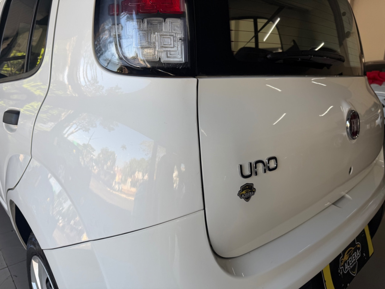 Uno 1.0 4P FLEX ATTRACTIVE