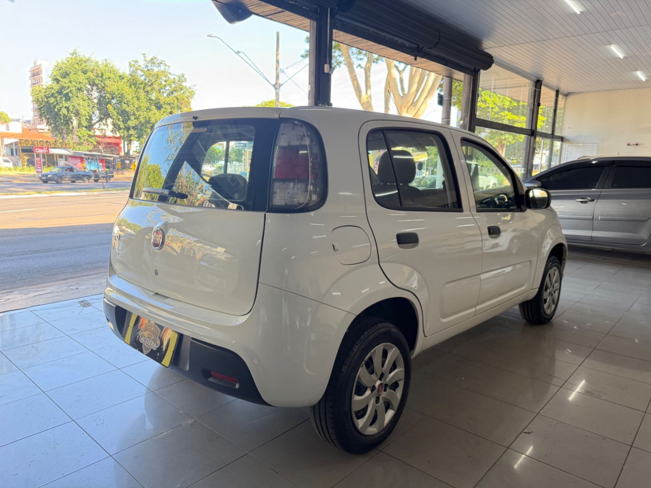 Uno 1.0 4P FLEX ATTRACTIVE