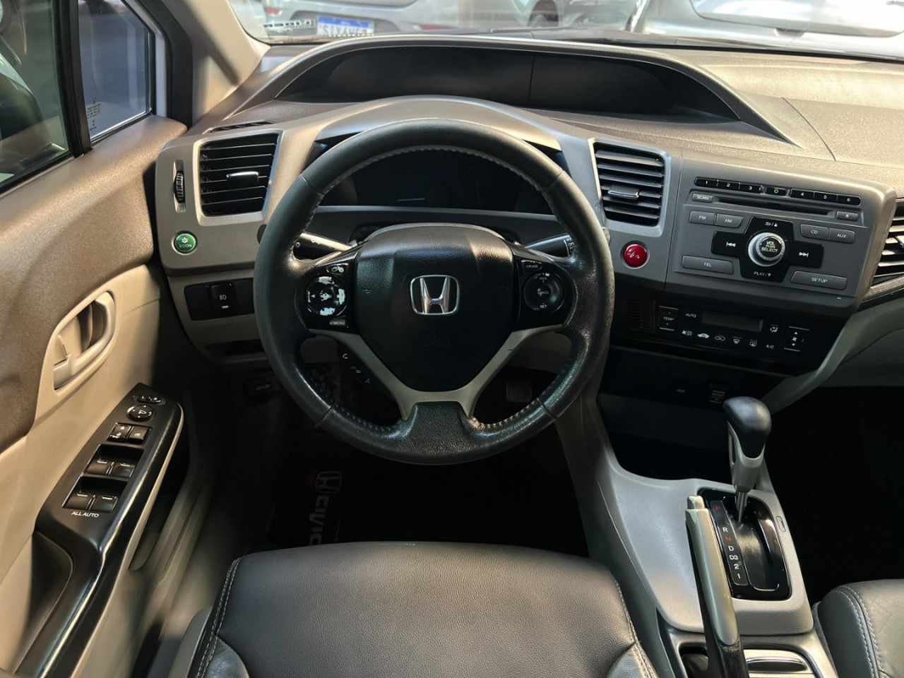 Civic 1.8 16V 4P FLEX LXS AUTOMÁTICO