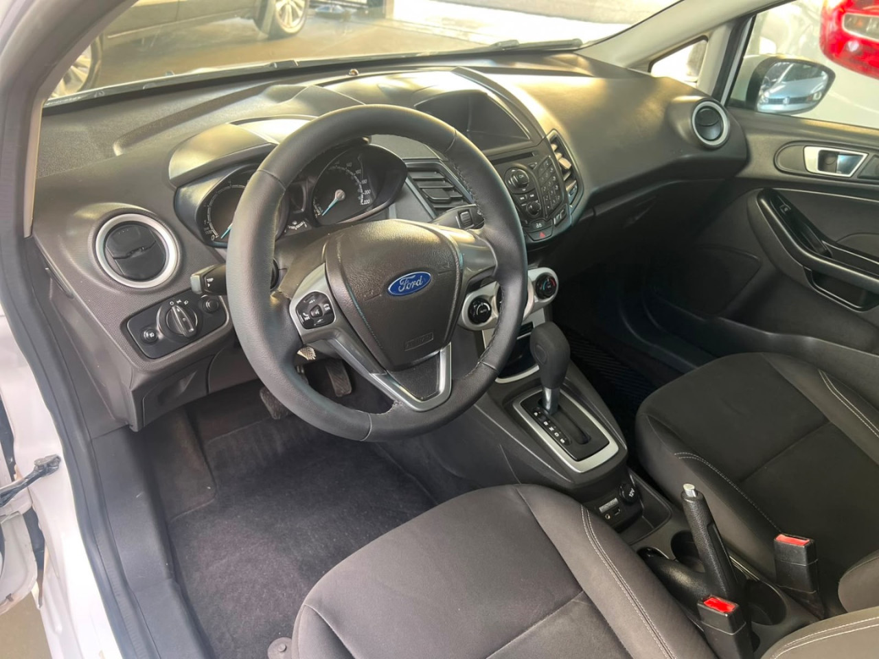 Fiesta Hatch 1.6 16V 4P SE FLEX AUTOMÁTICO