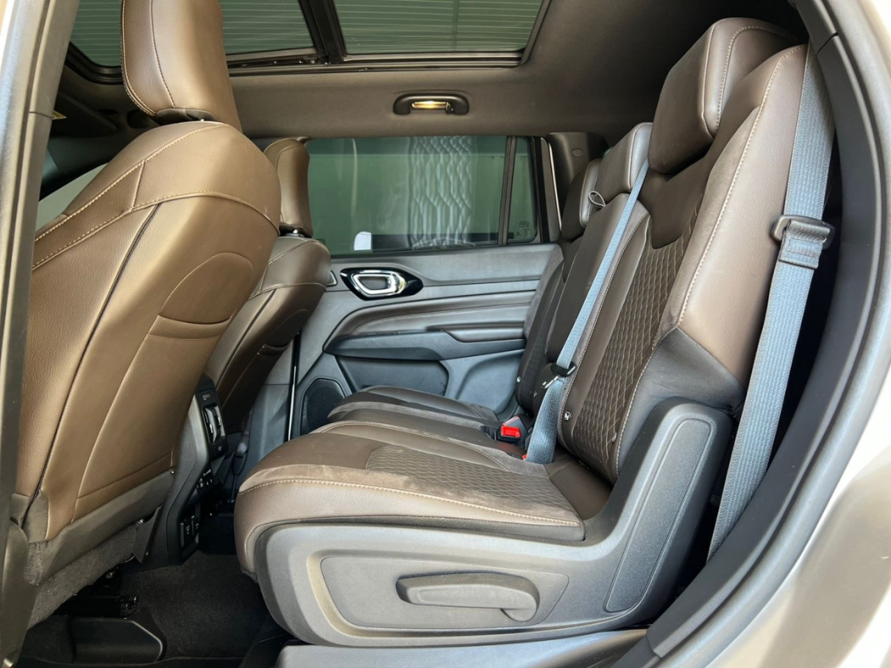 Commander 1.3 16V 4P FLEX T270 OVERLAND TURBO AUTOMÁTICO