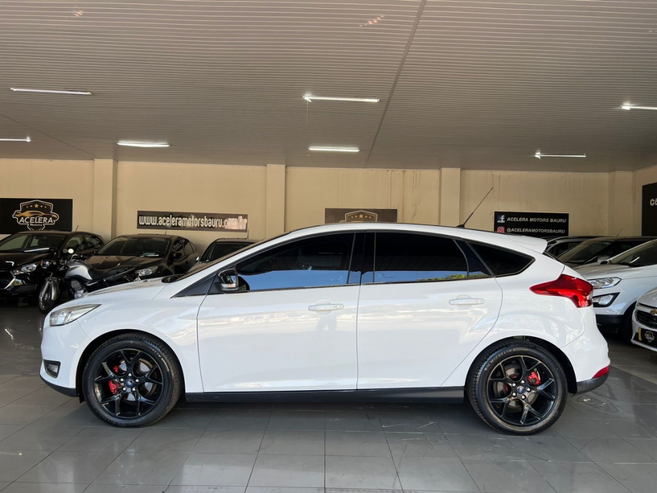 Focus Hatch 2.0 16V 4P FLEX SE PLUS POWERSHIFT AUTOMÁTICO