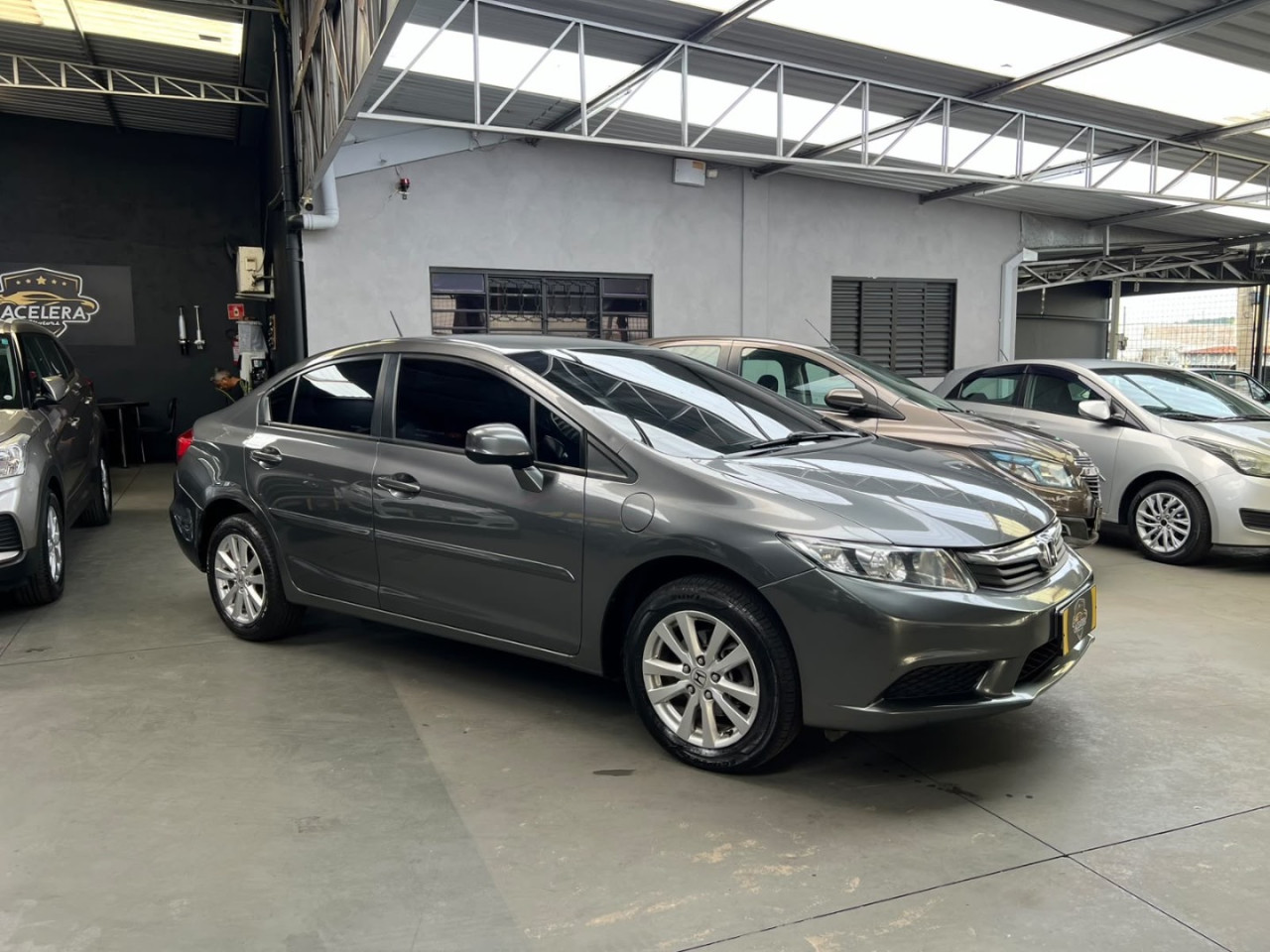 Civic 1.8 16V 4P FLEX LXS AUTOMÁTICO