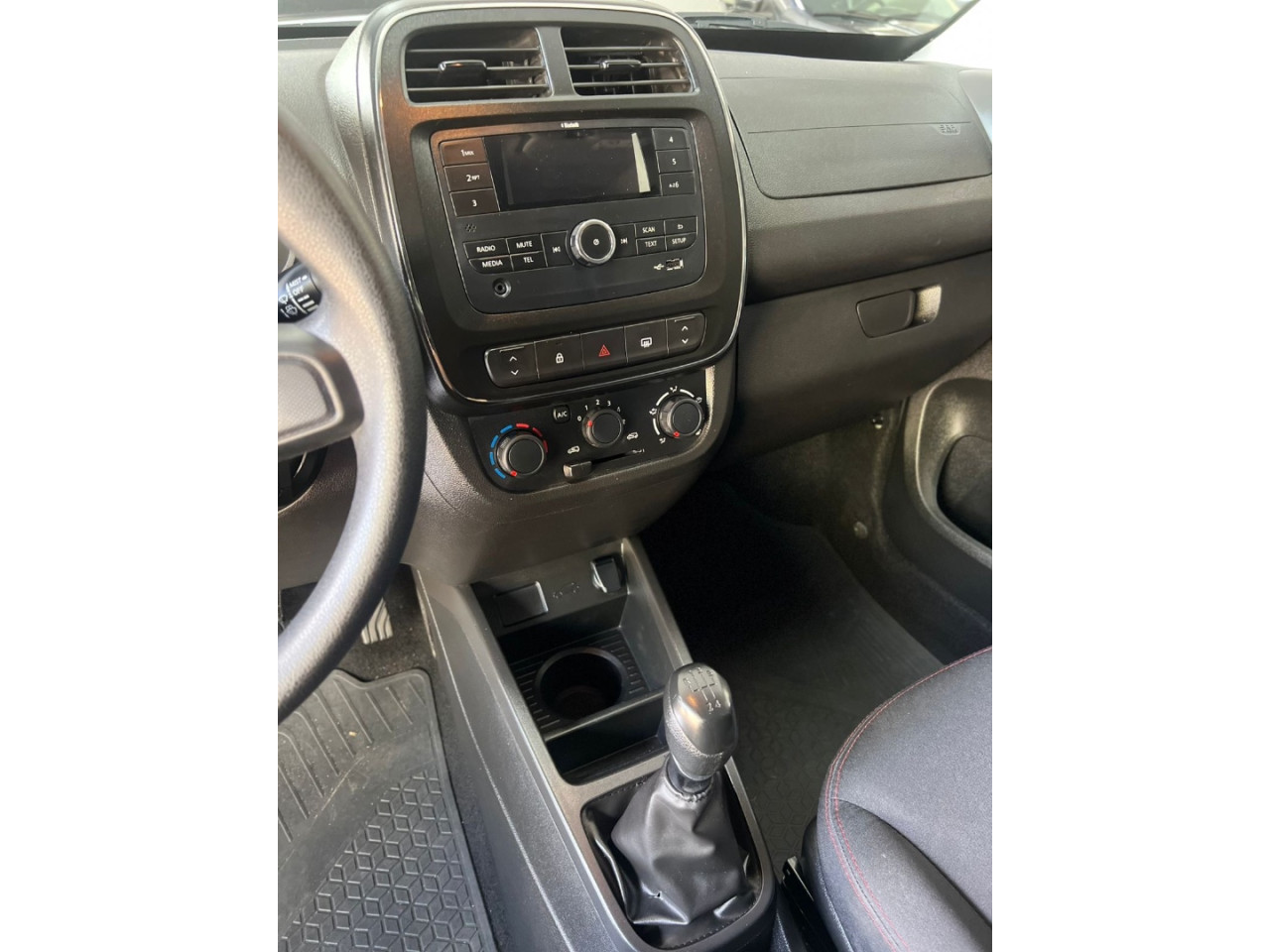 Kwid 1.0 12V 4P SCE FLEX ZEN