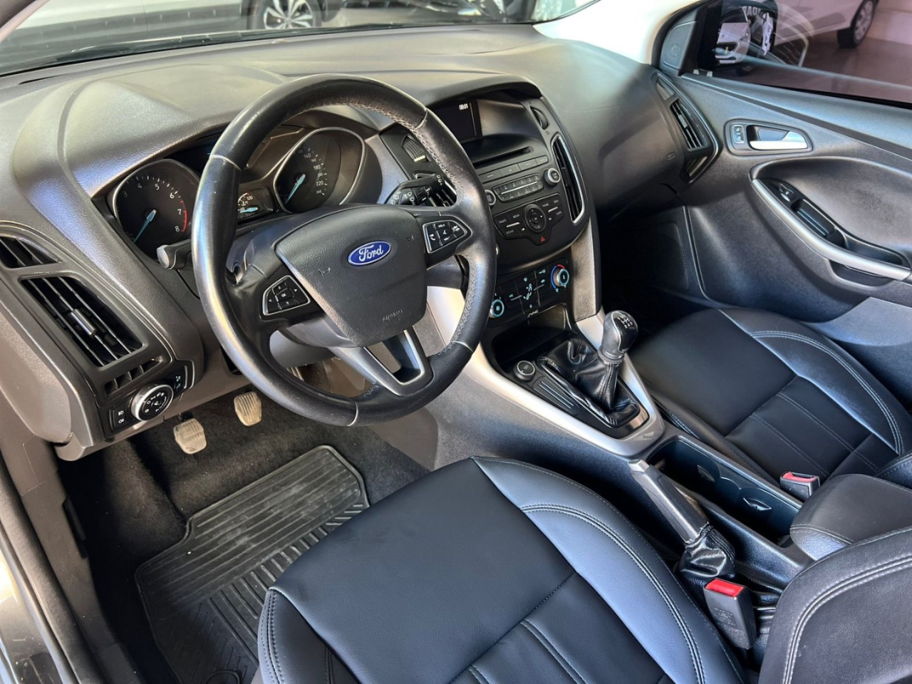 Focus Hatch 1.6 16V 4P SE FLEX