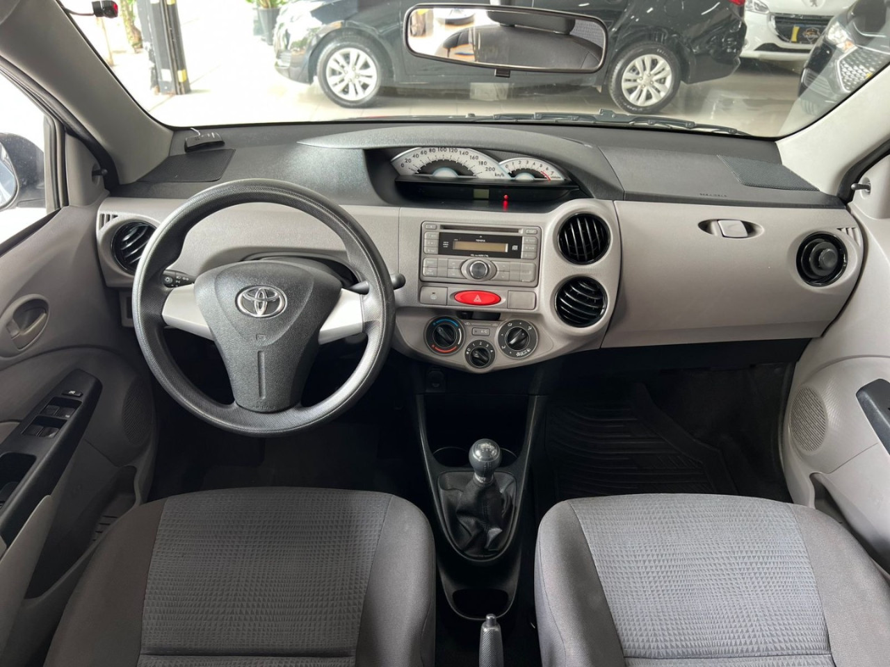 Etios Sedan 1.5 16V 4P FLEX XS