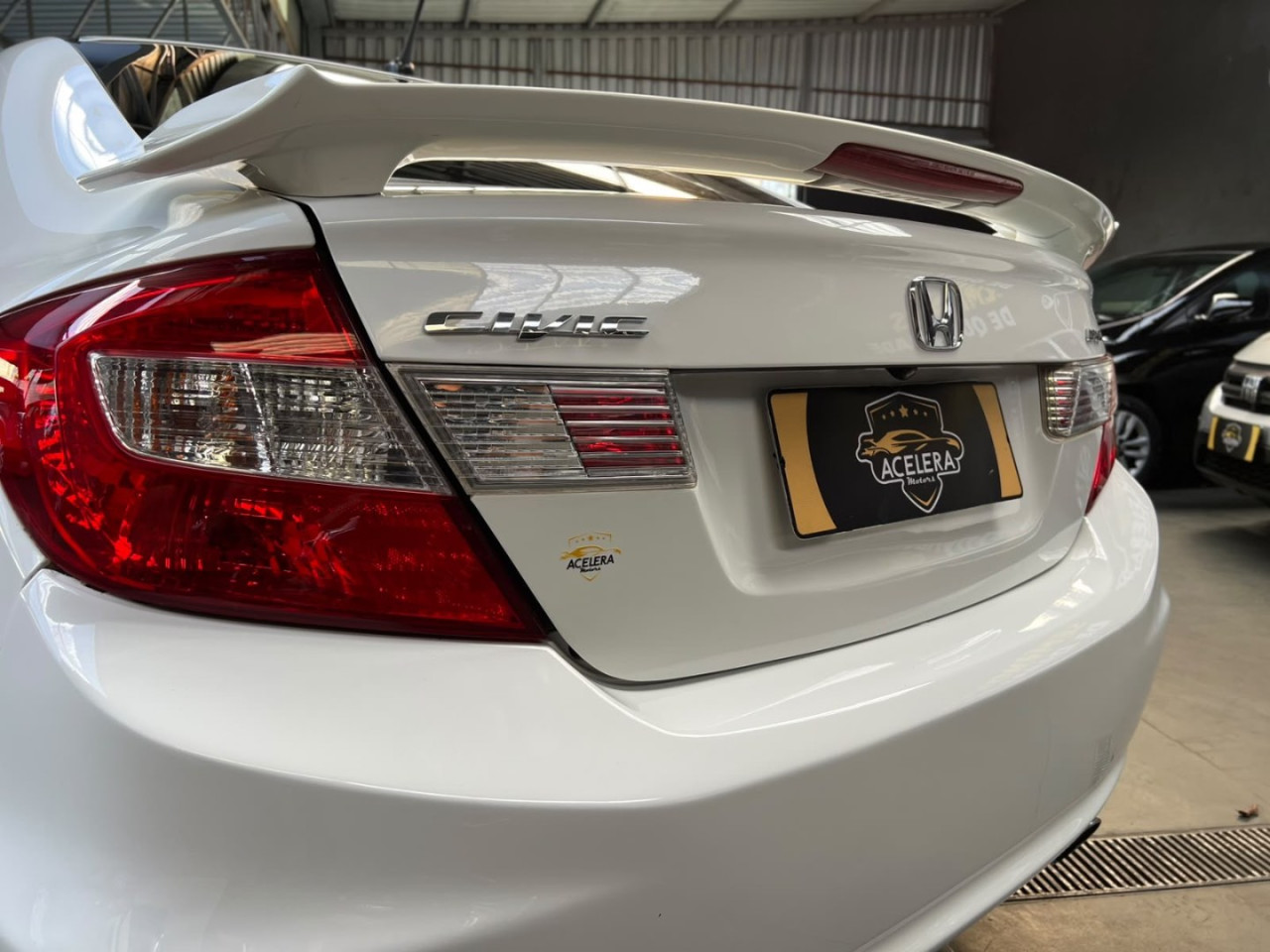 Civic 1.8 16V 4P FLEX LXS AUTOMÁTICO