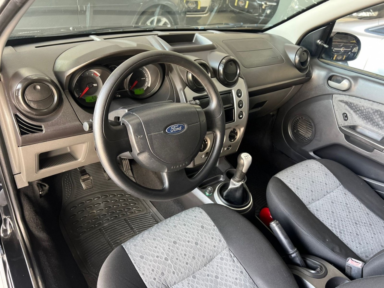 Fiesta Hatch 1.6 4P SE FLEX