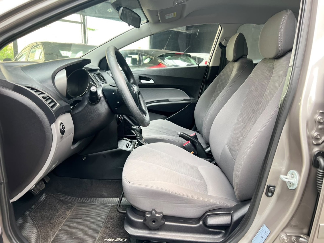 HB 20 Sedan 1.6 16V 4P FLEX COMFORT PLUS AUTOMÁTICO