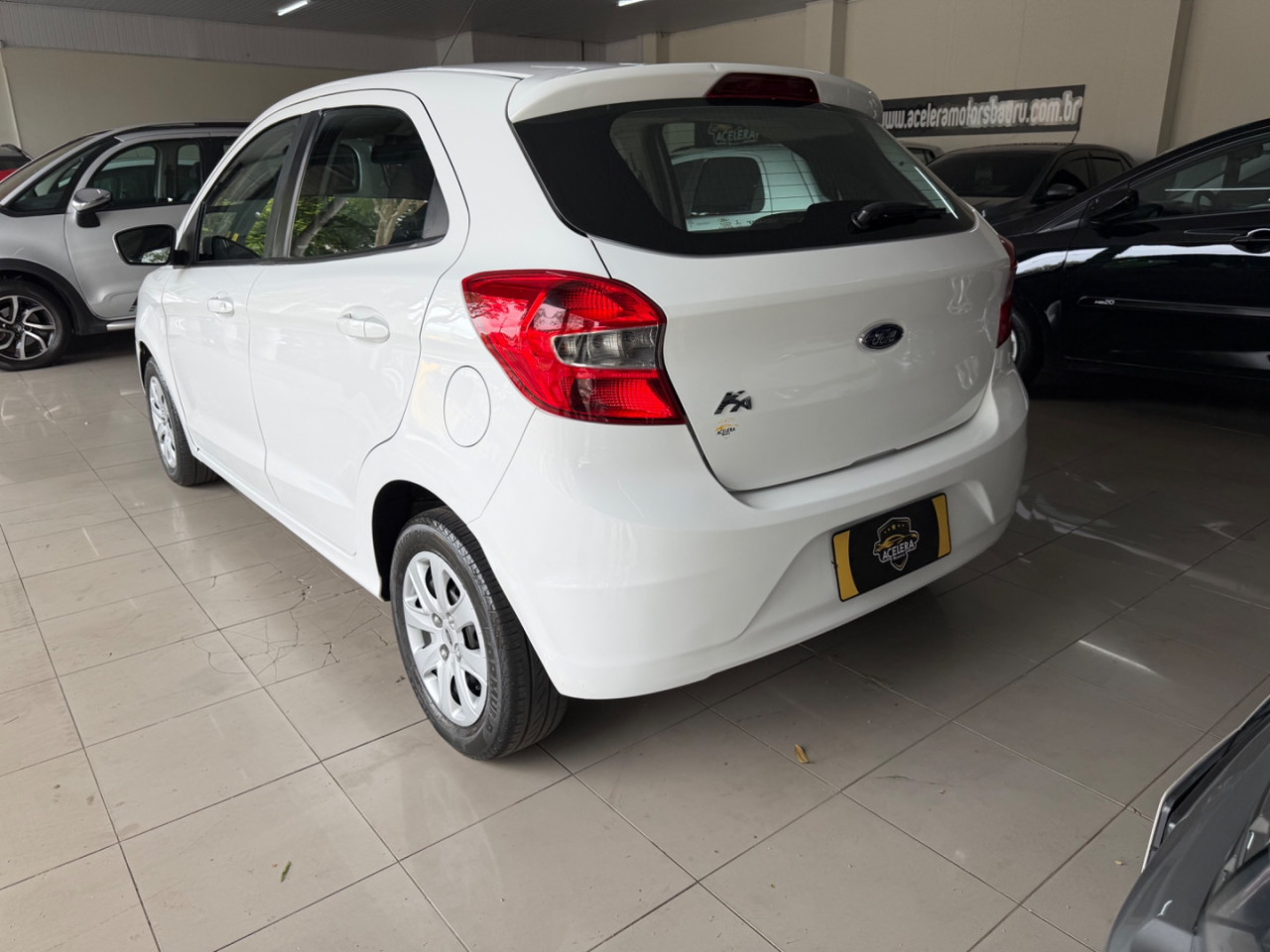 Ka Hatch 1.0 12V 4P TI-VCT SE FLEX