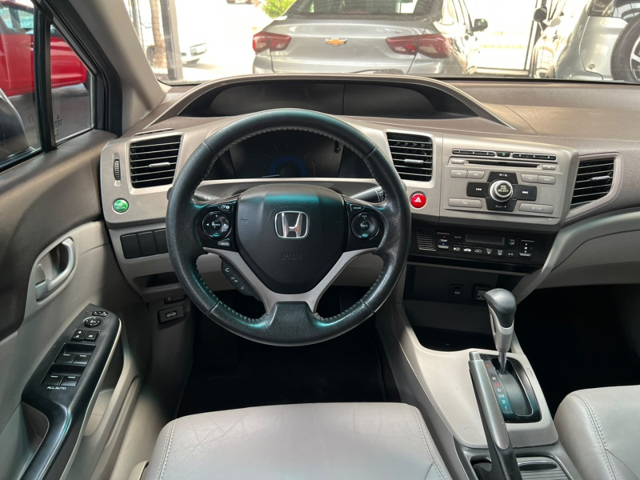 Civic 1.8 16V 4P FLEX LXS AUTOMÁTICO