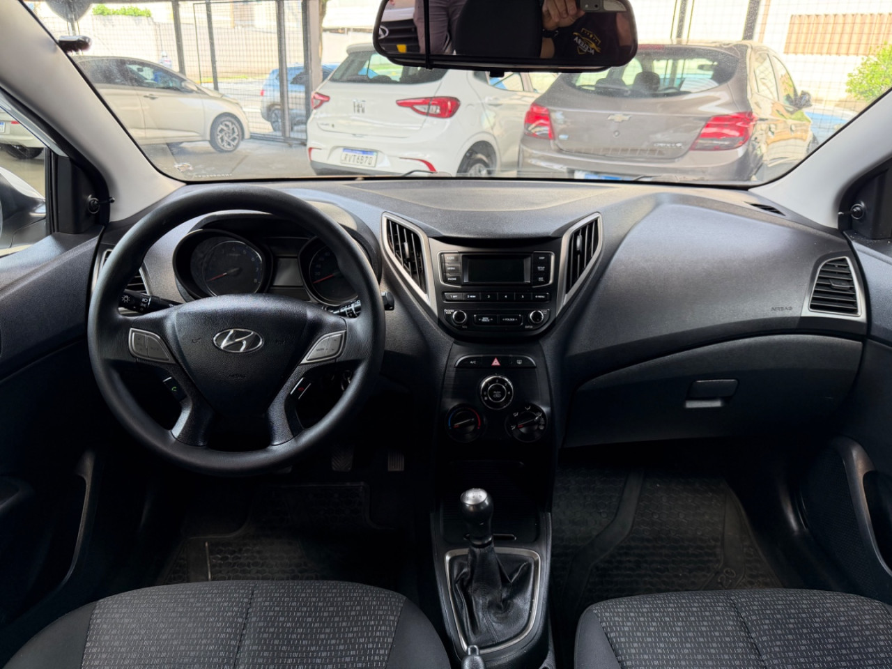 HB 20 Hatch 1.0 12V 4P FLEX UNIQUE