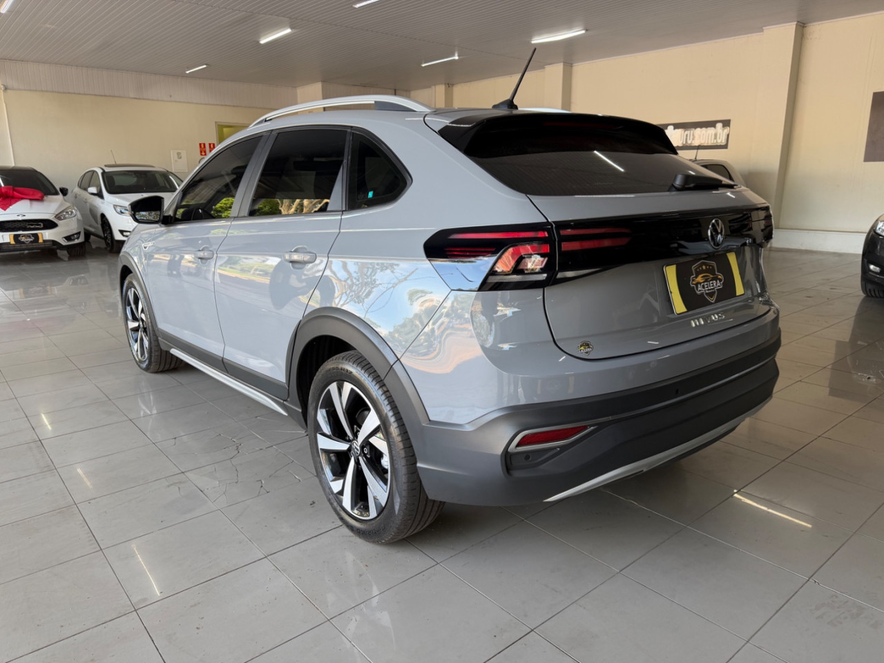 Nivus 1.0 4P FLEX 200 TSI HIGHLINE TURBO AUTOMÁTICO