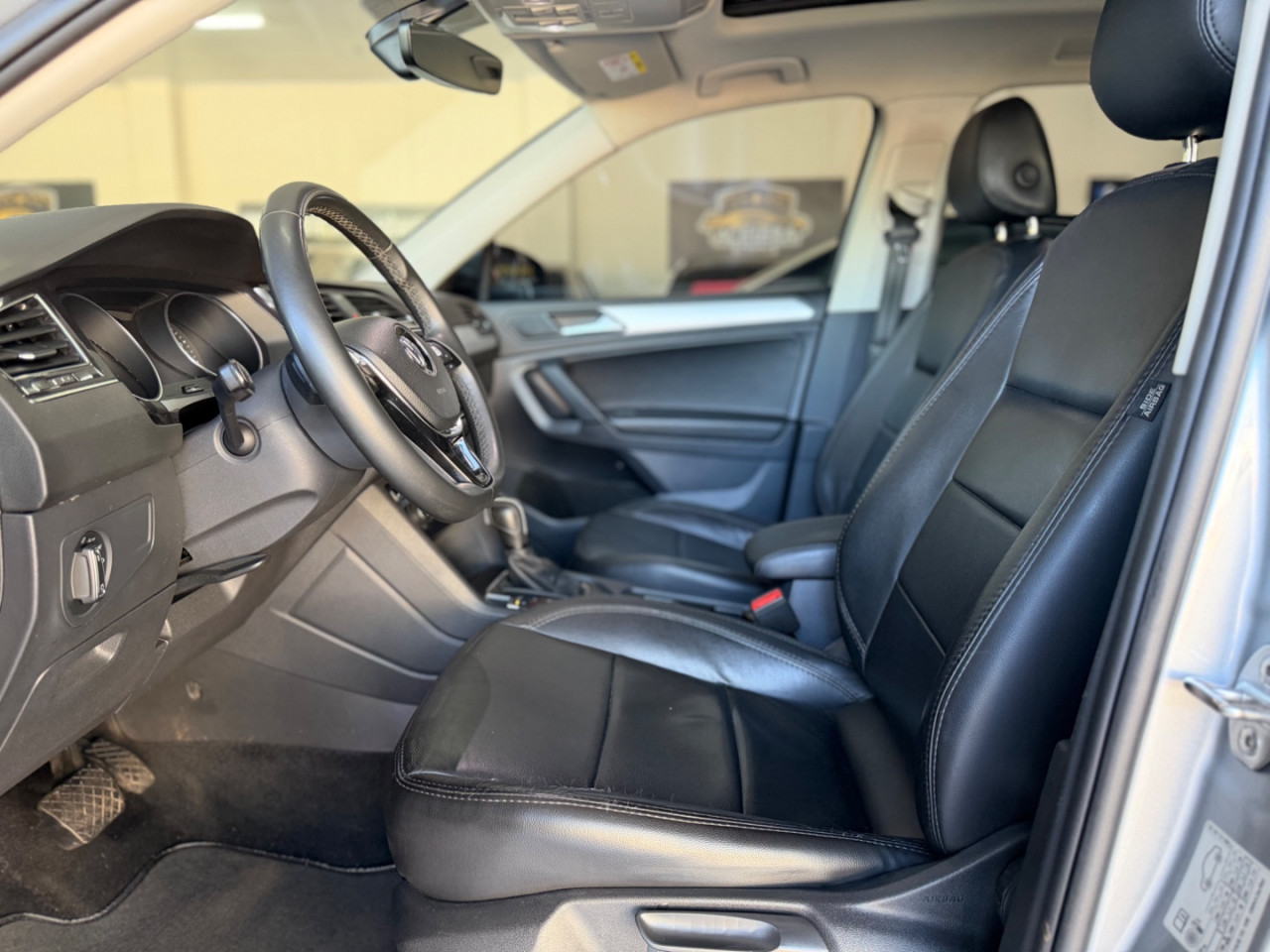 Tiguan 1.4 250 TSI TOTAL FLEX ALLSPACE TURBO AUTOMÁTICO TIPTRONIC