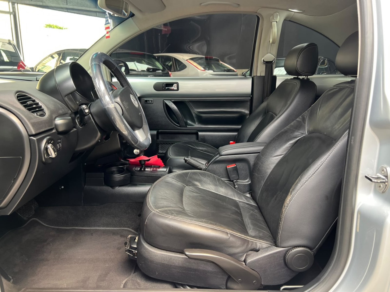 New Beetle 2.0 MI AUTOMÁTICO