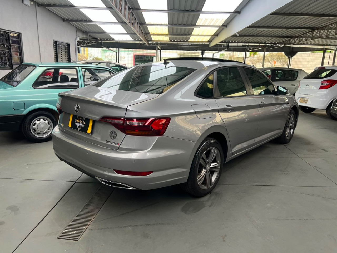 Jetta 1.4 4P 250 TSI R-LINE AUTOMÁTICO